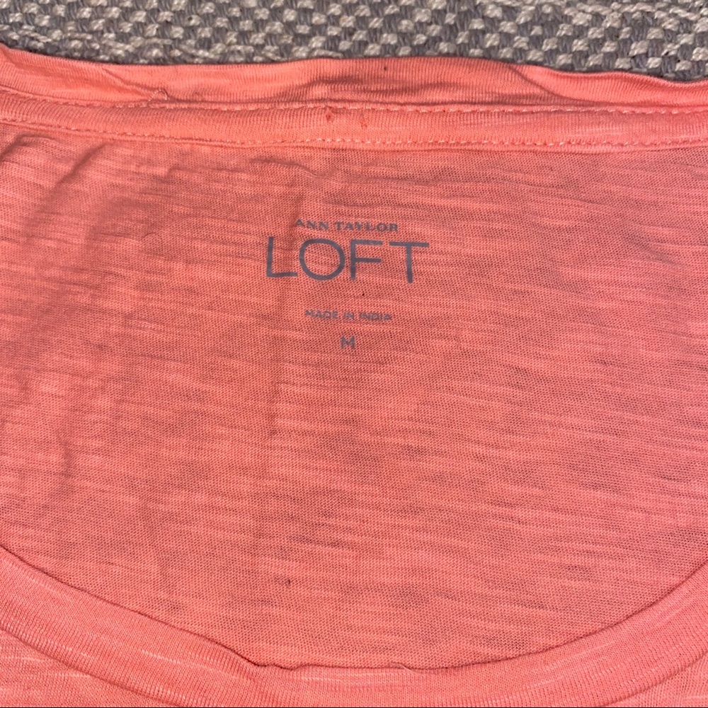 LOFT Peach Ruffled Tee - Picture 4 of 4